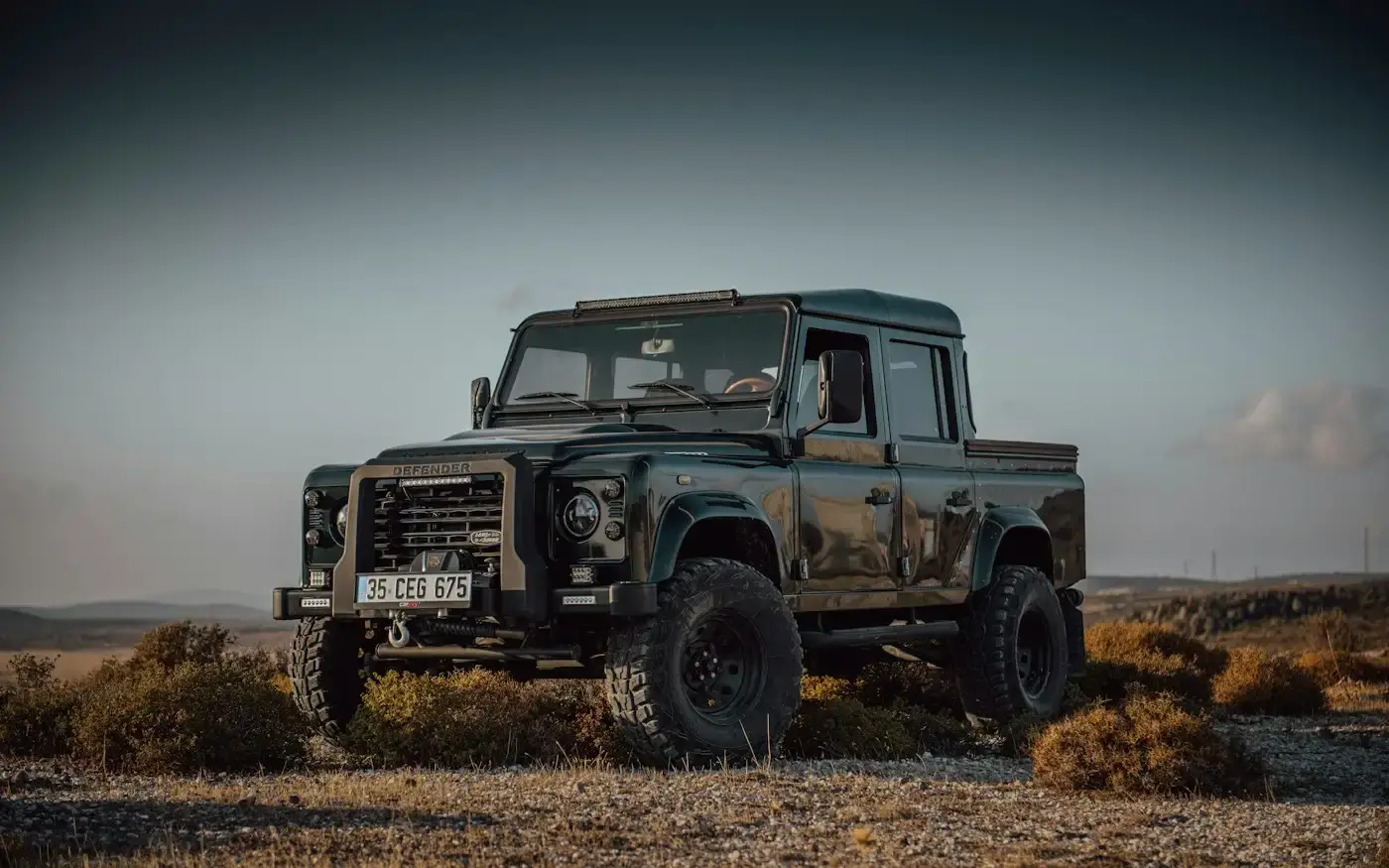 Defender 110 e Range Rover Velar