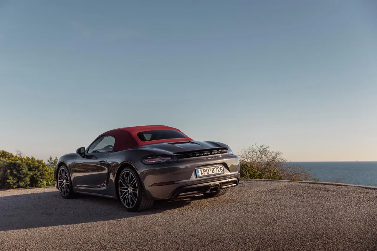 Noleggio auto di lusso a Mykonos